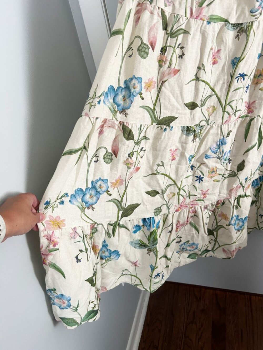 Camila Coelho Floral Linen Blend Embroidered Crop Top Maxi Skirt Set L NWT - Picture 5 of 13